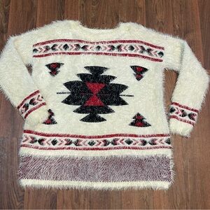 Everleigh Aztec Fuzzy High Low Hem Sweater SOFT! Size Large